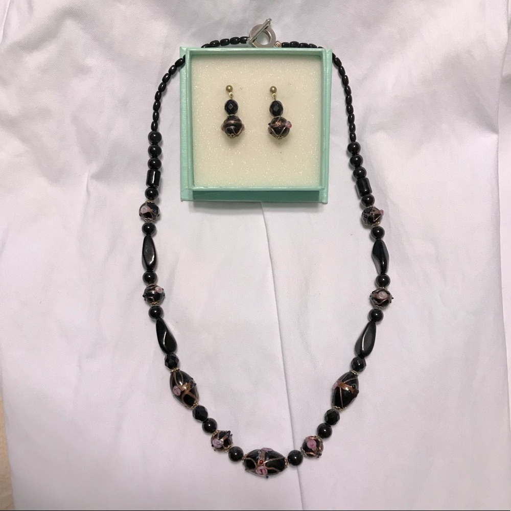 Black decorative beads necklace & Earrings